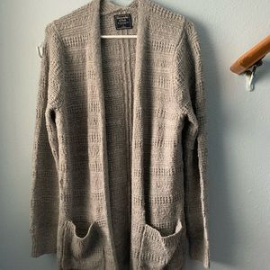 Abercrombie & Fitch cardigan